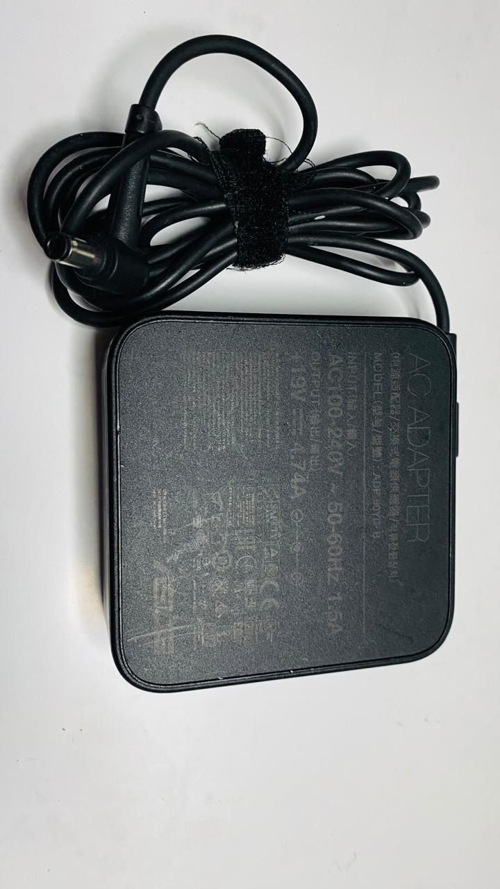 Cargador de voltaje computador portátil asus 19 v x 4,7 a